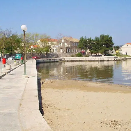 Laguna * Lumbarda